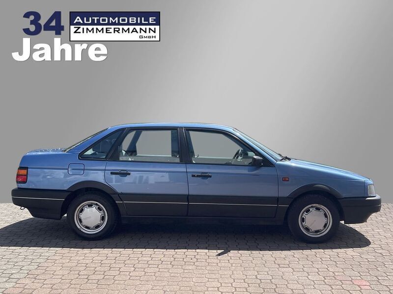 Gebraucht VW Passat 90 PS (66 kW) 1992 Blau Limousine