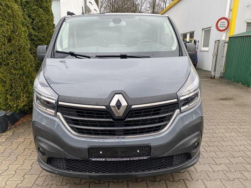 Gebraucht Renault Trafic 145 PS (106 kW) 2021 Grau Van / Kleinbus