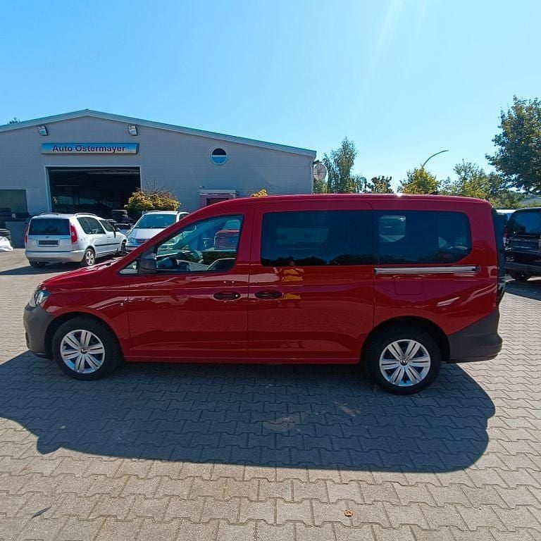 Rot Gebraucht 2021 VW Caddy Maxi Van / Kleinbus | 18.900 € (Guter Preis) - Bild 1/4