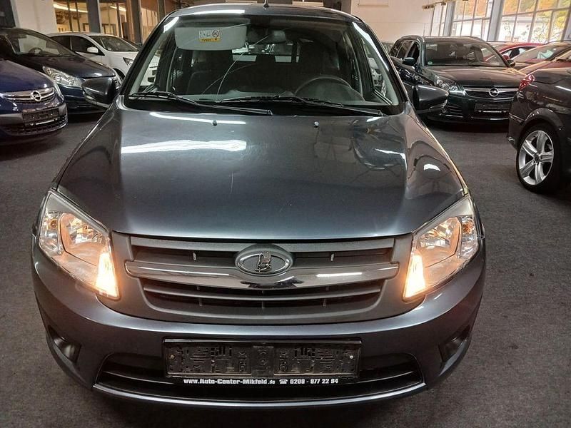 Gebraucht Lada Granta 98 PS (72 kW) 2017 Grau Kleinwagen