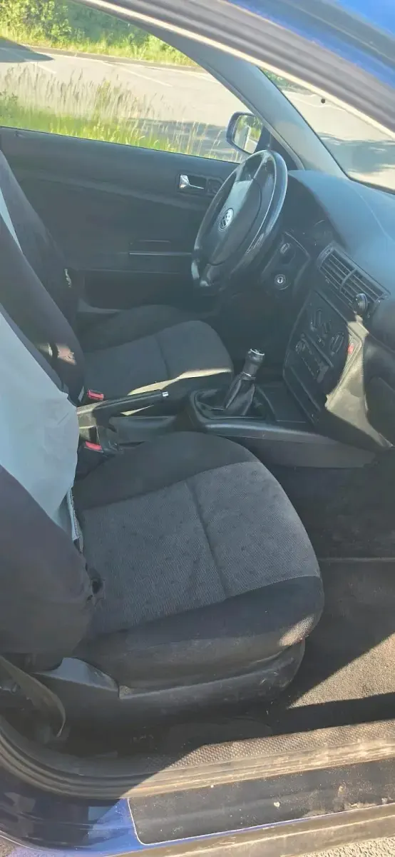 Gebraucht VW Passat 101 PS (74 kW) 1998 Blau Kombi
