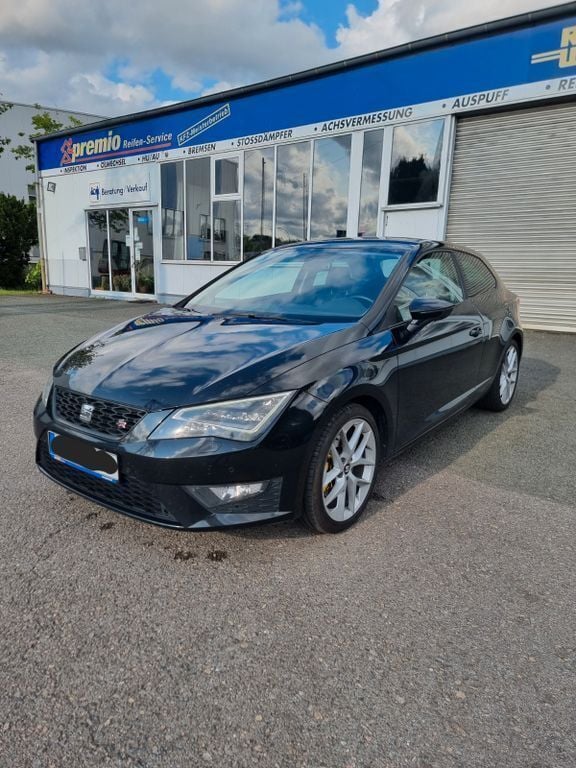 Schwarz Gebraucht 2013 Seat Leon SC FR Kleinwagen | 10.500 € (Etwas zu teuer) - Bild 1/4