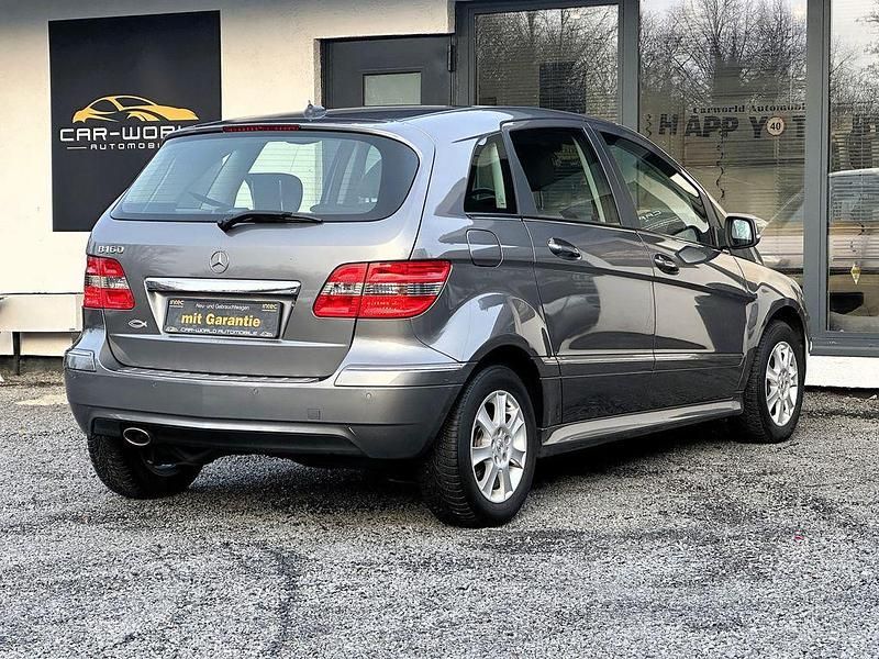 Gebraucht Mercedes B160 95 PS (69 kW) 2011 Grau Van / Kleinbus