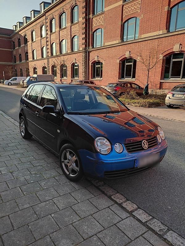 Gebraucht VW Polo 64 PS (47 kW) 2004 Schwarz Kleinwagen