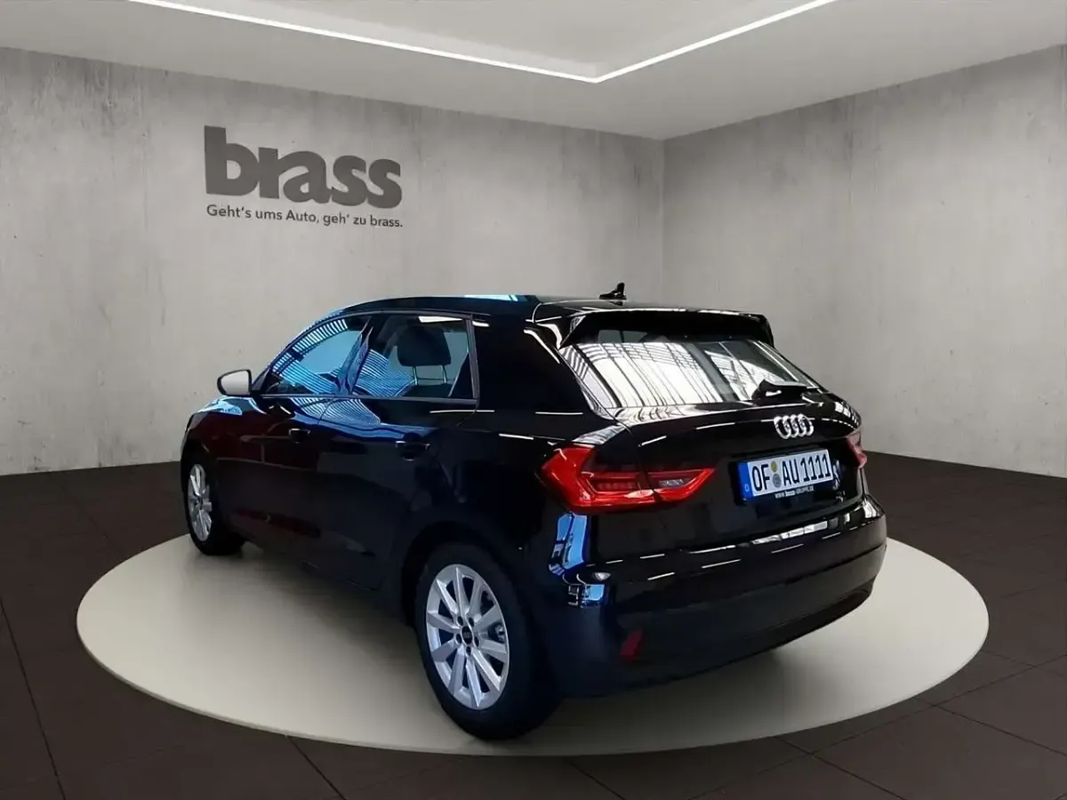 Gebraucht Audi A1 116 PS (85 kW) 2026 Mythosschwarz metallic SUV