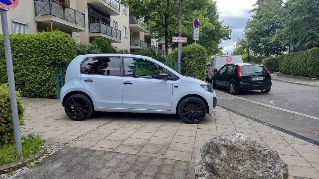 Gebraucht VW up! 84 PS (61 kW) 2012 Kleinwagen