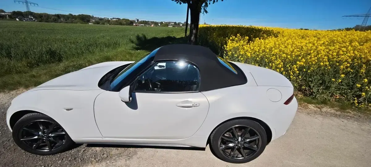 Używany Mazda MX5 Exclusive-Line 160 KM (117 kW) 2016 Biały Kabriolet