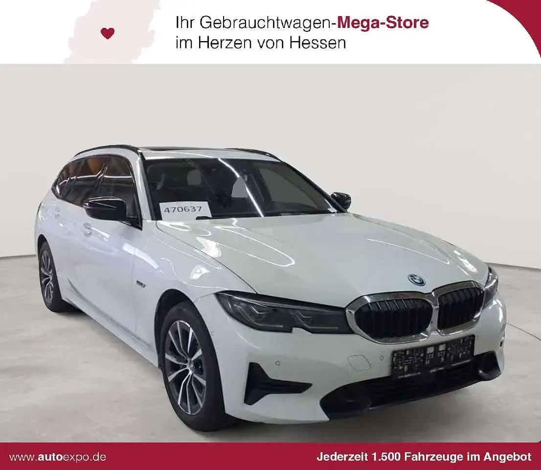 Gebraucht BMW 330 Sport Line 184 PS (135 kW) 2022 Kombi