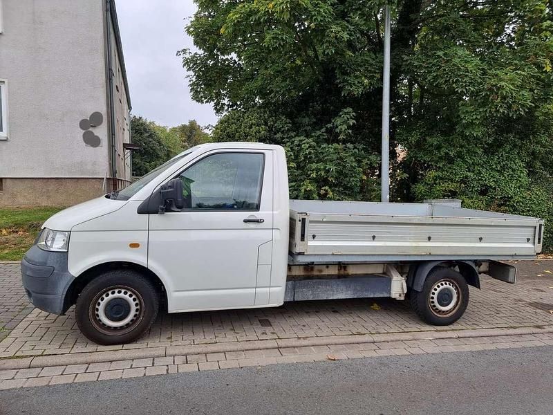 Weiß Gebraucht 2006 VW T5 Van | 13.000 € - Bild 1/4