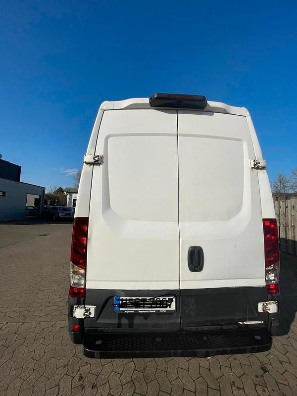 Gebraucht Iveco Daily 136 PS (100 kW) 2020 Weiß