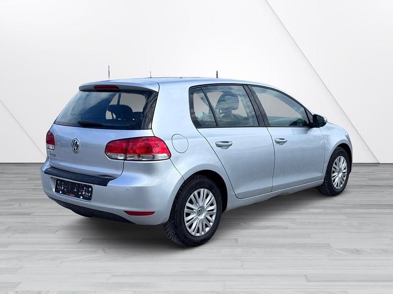 Gebraucht VW Golf VI Trendline 80 PS (58 kW) 2009 Silber Kleinwagen