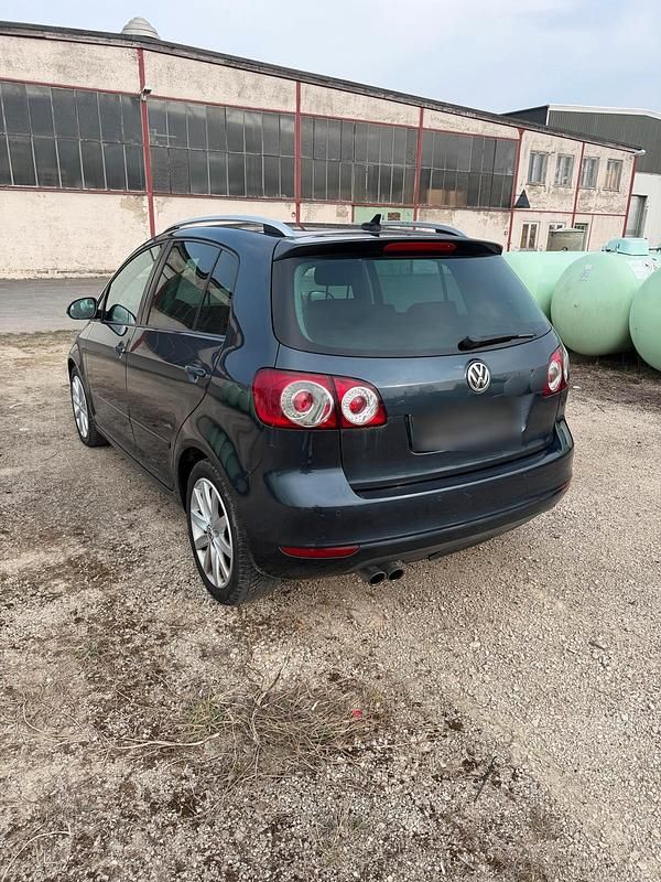 Gebraucht VW Golf Plus Cross 122 PS (89 kW) 2010 Blau Van / Kleinbus