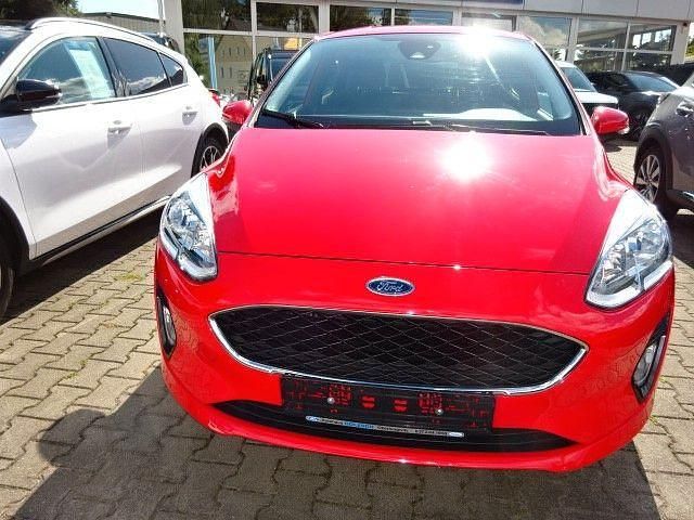 Gebraucht Ford Fiesta Cool & Connect 101 PS (74 kW) 2017 Rot Kleinwagen