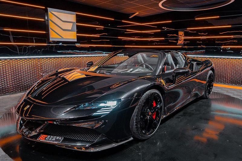 Gebraucht Ferrari SF90 999 PS (734 kW) 2022 Schwarz Cabrio