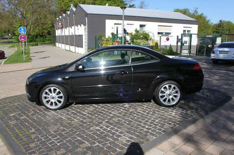 Schwarz Gebraucht 2008 Ford Focus Cabriolet Titanium Cabrio | 3.900 € (Guter Preis) - Bild 1/4