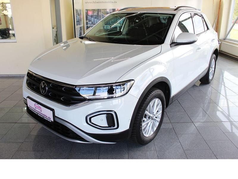 Weiß Gebraucht 2024 VW T-Roc Life SUV | 22.889 € (Fairer Preis) - Bild 1/4