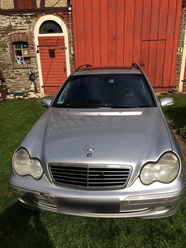 Second-hand Mercedes C220 2003 Break