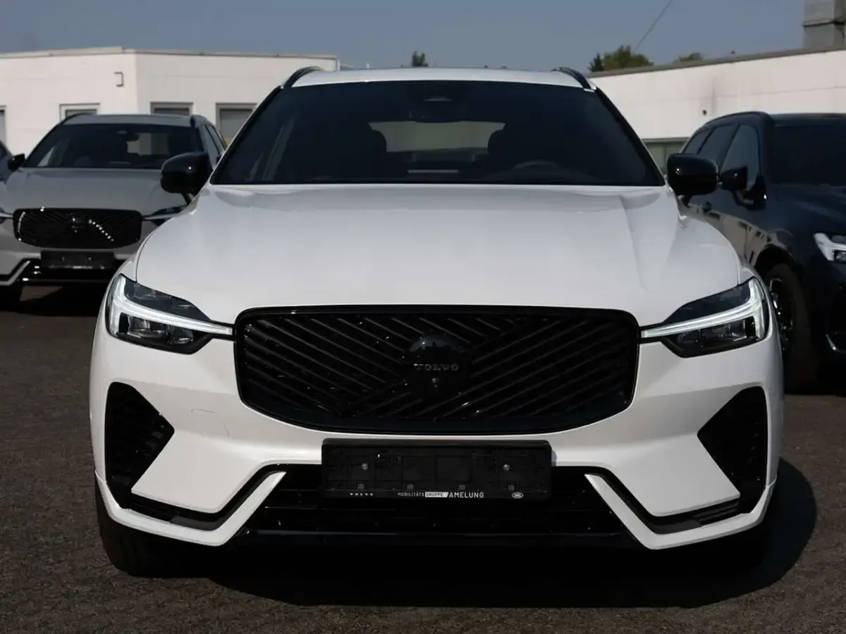 Neu Volvo XC60 Plus 455 PS (334 kW) 2026 Weiß SUV