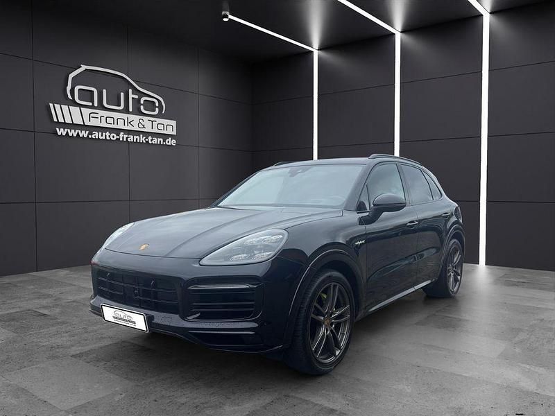Schwarz Gebraucht 2021 Porsche Cayenne SUV | 69.990 € (Guter Preis) - Bild 1/4