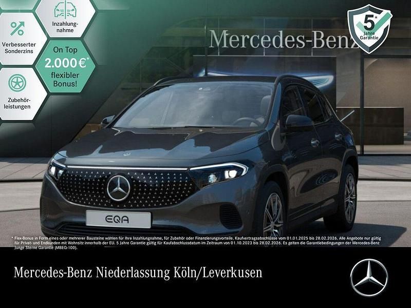 Grau Gebraucht 2024 Mercedes EQA350 Electric Art SUV | 38.890 € - Bild 1/3