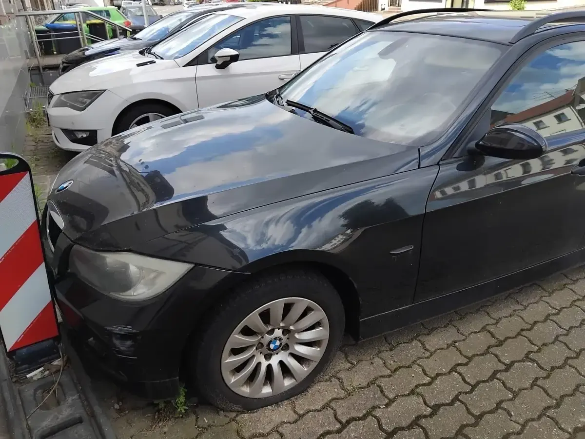 Occasion BMW 318 130 ch (95 kW) 2006 Noir Break