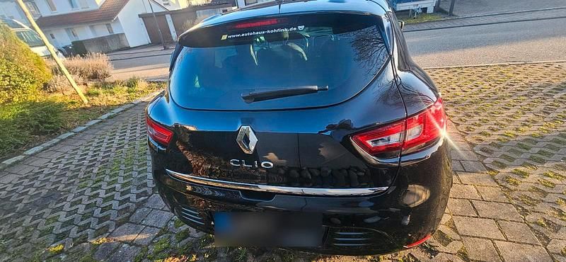 Gebraucht Renault Clio IV LIMITED 73 PS (53 kW) 2018 Schwarz Kleinwagen