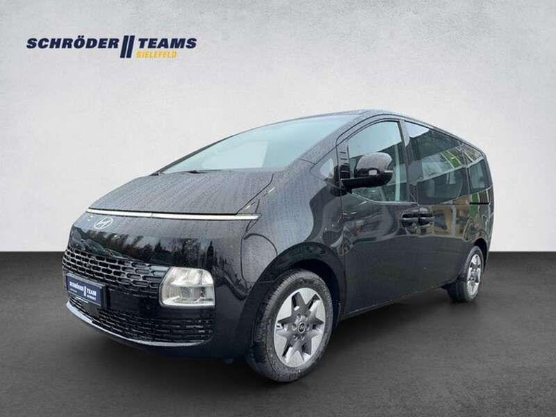 Abyss black Gebraucht 2024 Hyundai Staria Trend Van | 44.990 € (Superpreis) - Bild 1/4