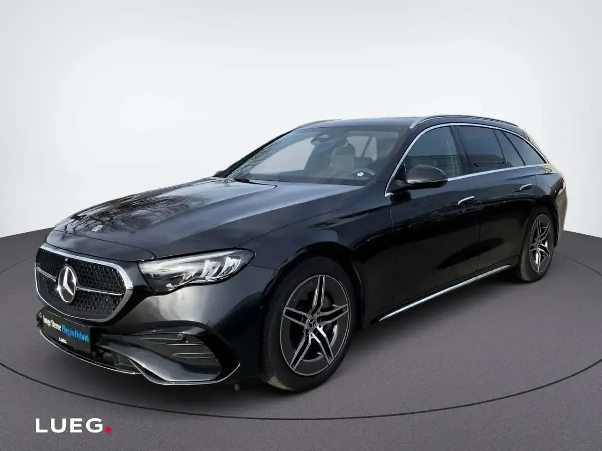 Gebraucht Mercedes E300 AMG 313 PS (230 kW) 2025 Metalliclack graphitgrau Kombi