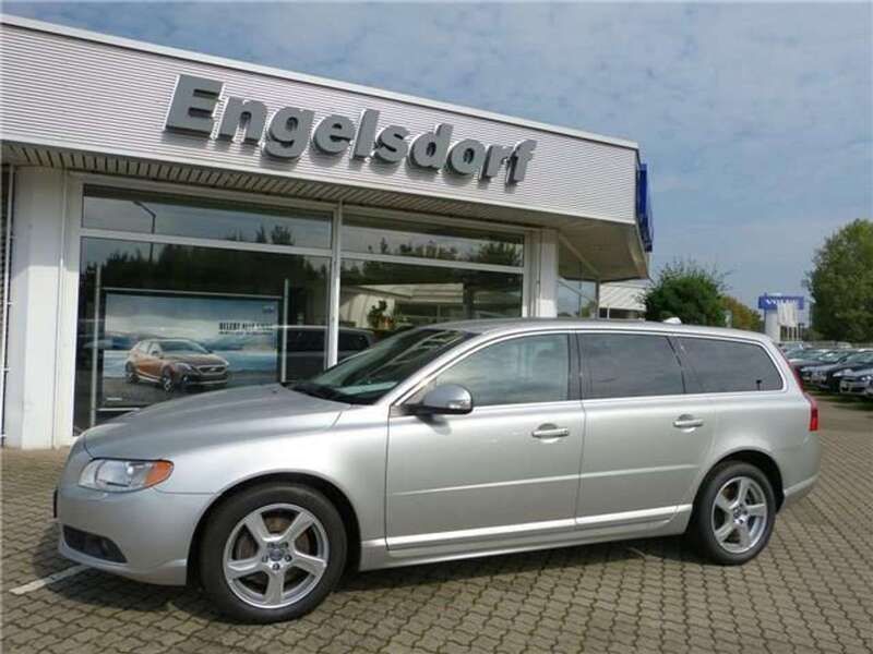 Gebraucht Volvo V70 163 PS (119 kW) 2011 Silber  metallic Kombi