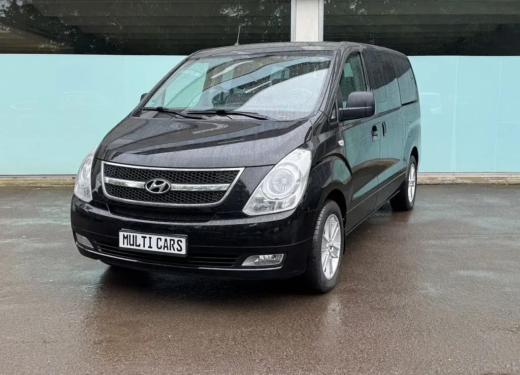 Gebraucht Hyundai H-1 Premium 170 PS (125 kW) 2010 Schwarz Van / Kleinbus