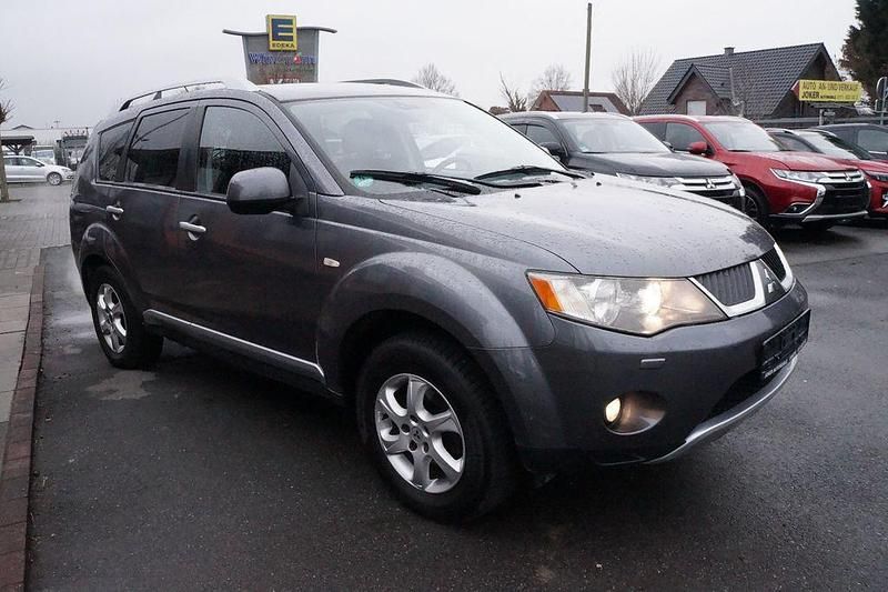 Gebraucht Mitsubishi Outlander Intense 156 PS (114 kW) 2009 Grau SUV
