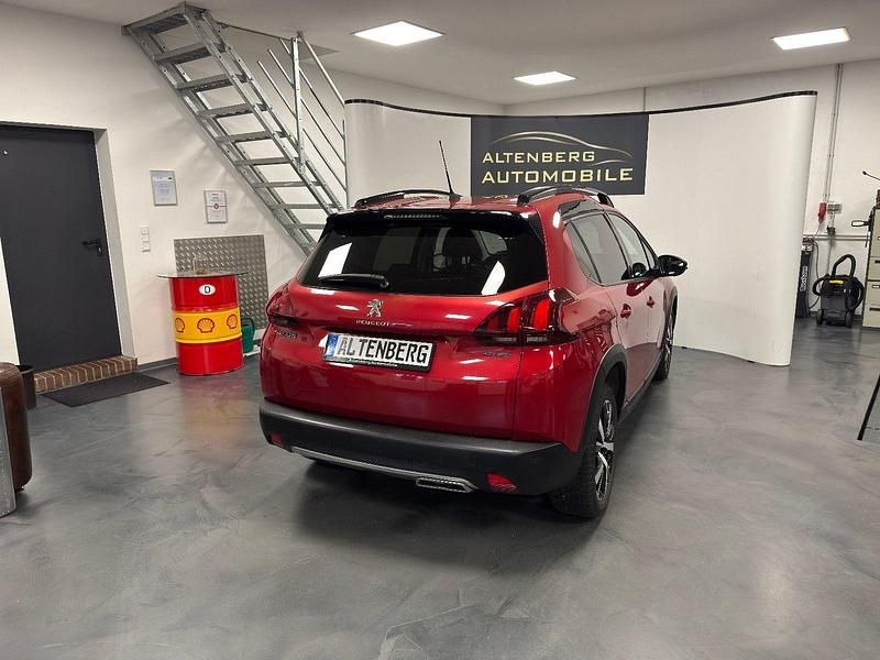Gebraucht Peugeot 2008 GT-line 110 PS (80 kW) 2019 Rot SUV