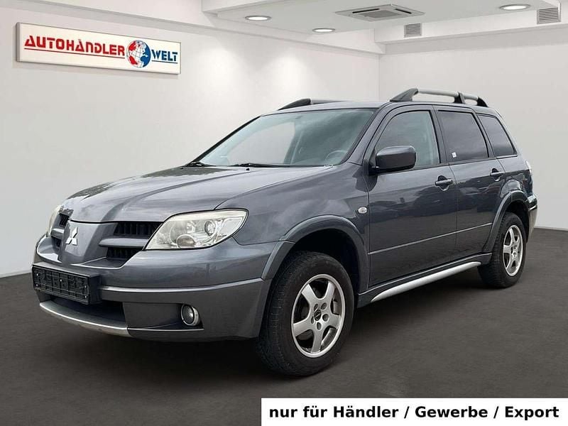 Grau Gebraucht 2007 Mitsubishi Outlander Intense SUV | 2.699 € (Guter Preis) - Bild 1/3