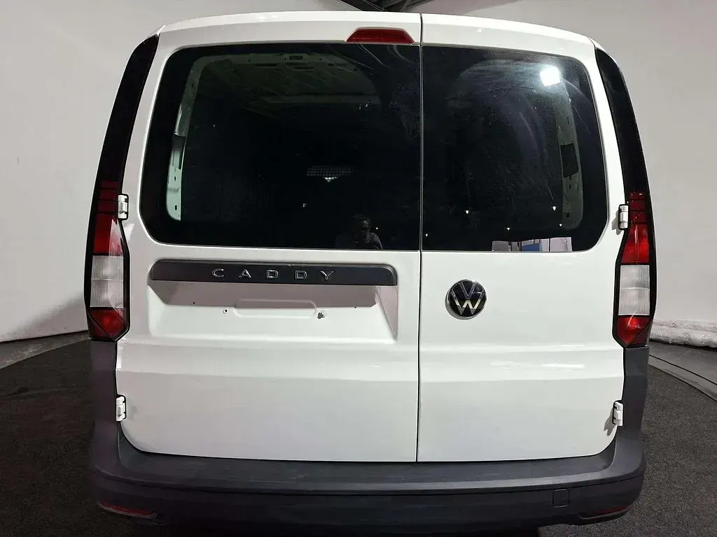 Gebraucht VW Caddy 102 PS (75 kW) 2024 Weiß Van / Kleinbus