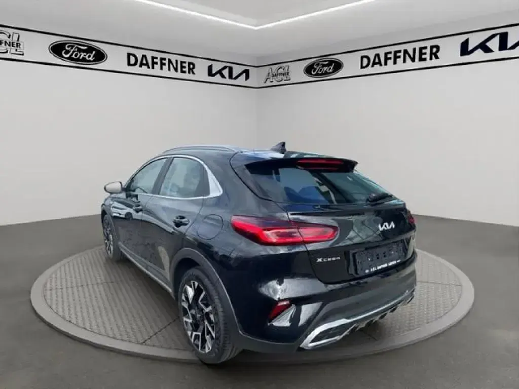 Gebraucht Kia XCeed Vision 140 PS (102 kW) 2024 Zilinaschwarz metallic SUV