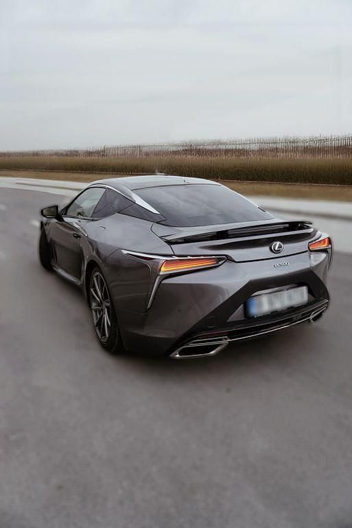 Gebraucht Lexus LC 500 464 PS (341 kW) 2018 Grau