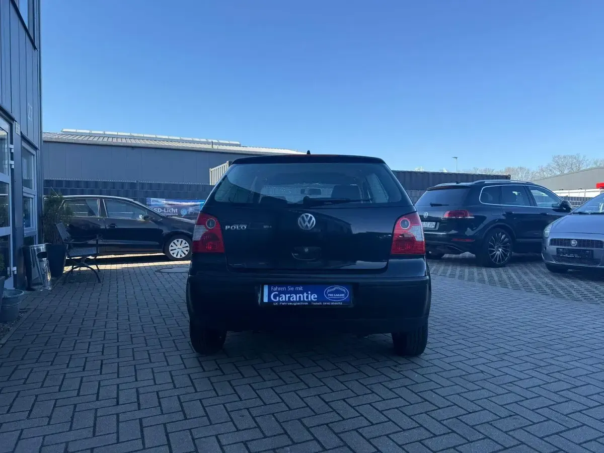 Gebraucht VW Polo 54 PS (39 kW) 2003 Schwarz Limousine