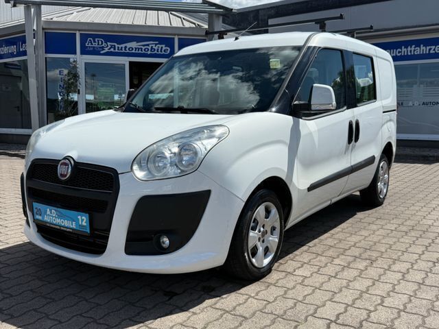 Weiß Gebraucht 2013 Fiat Doblò Van / Kleinbus | 5.990 € (Fairer Preis) - Bild 1/4