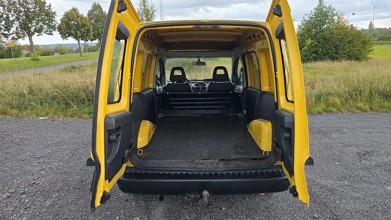 Gebraucht Opel Combo 90 PS (66 kW) 2011 Gelb Van / Kleinbus