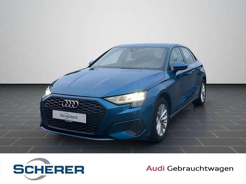 Blau (metallic) Gebraucht 2020 Audi A3 Basis Limousine | 19.680 € (Fairer Preis) - Bild 1/4