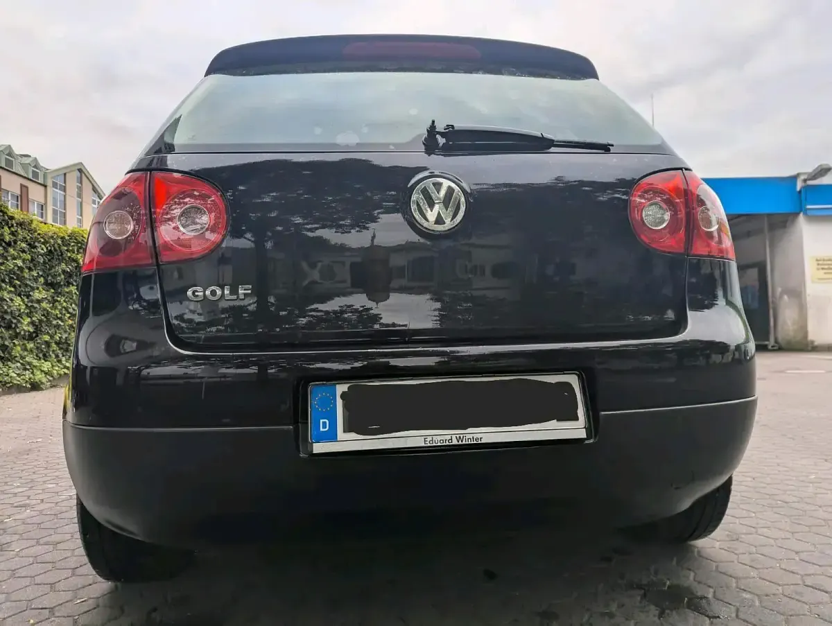 Gebraucht VW Golf IV 75 PS (55 kW) 2005 Schwarz Kleinwagen