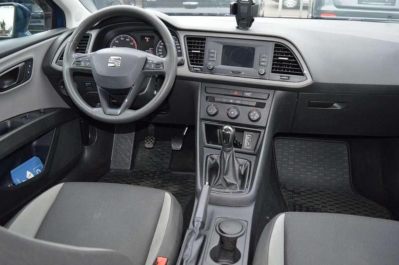 Gebraucht Seat Leon Reference 110 PS (80 kW) 2016 Blau Limousine