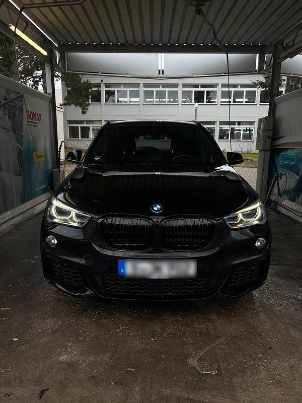 Schwarz Gebraucht 2016 BMW X1 M Sport SUV | 15.990 € (Guter Preis) - Bild 1/4