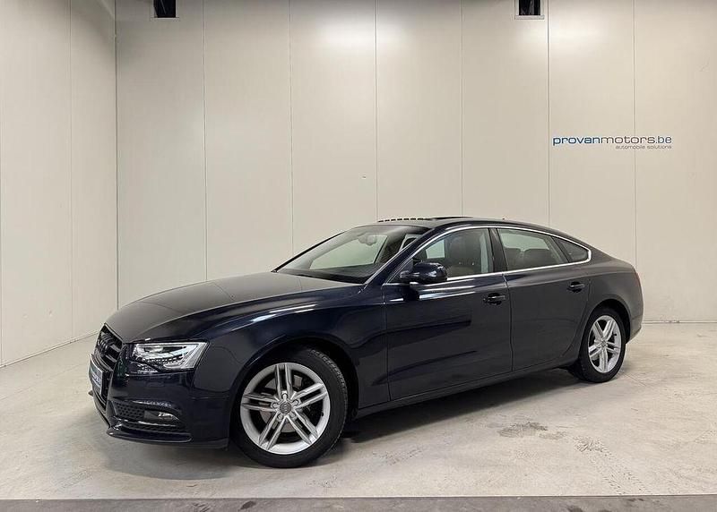 Gebraucht Audi A5 Sportback 177 PS (130 kW) 2015 Blau Kleinwagen