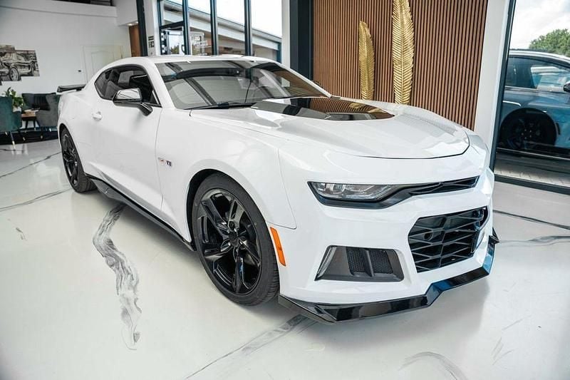 Gebraucht Chevrolet Camaro ZL1 275 PS (202 kW) 2022 Weiß Coupé