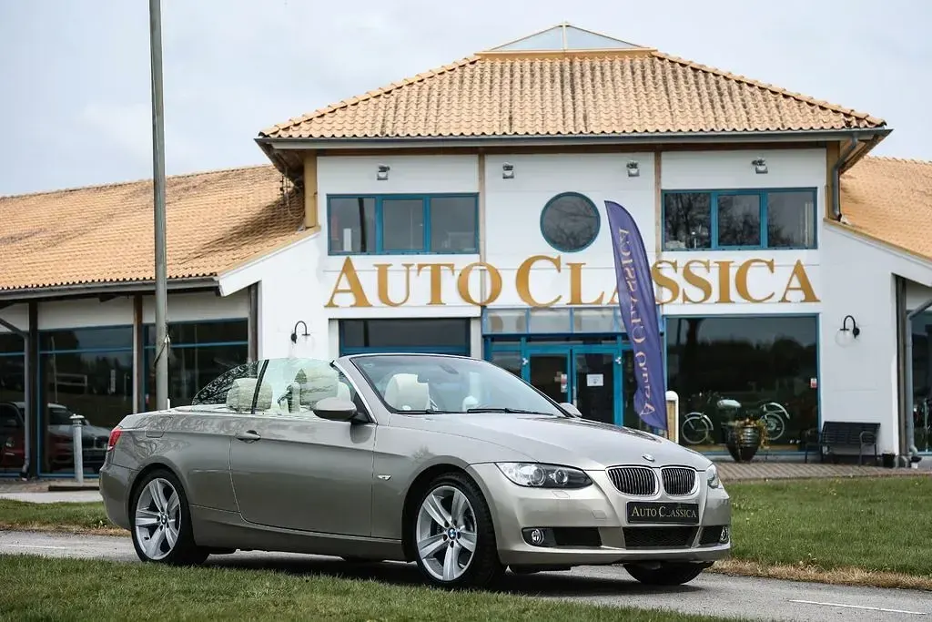Gebraucht BMW 325 Cabriolet Comfort Edition 218 PS (160 kW) 2009 Beige Cabrio