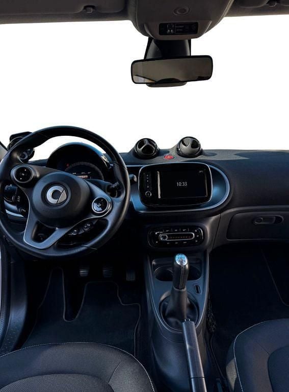 Gebraucht Smart ForFour Passion 71 PS (52 kW) 2017 Rot Kleinwagen