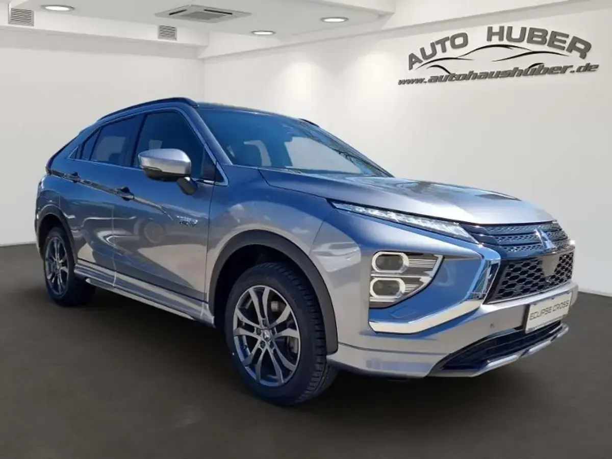 Gebraucht Mitsubishi Eclipse Cross Top 188 PS (138 kW) 2024 Grau metallic SUV