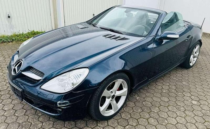 Gebraucht Mercedes SLK200 163 PS (119 kW) 2006 Blau Cabrio