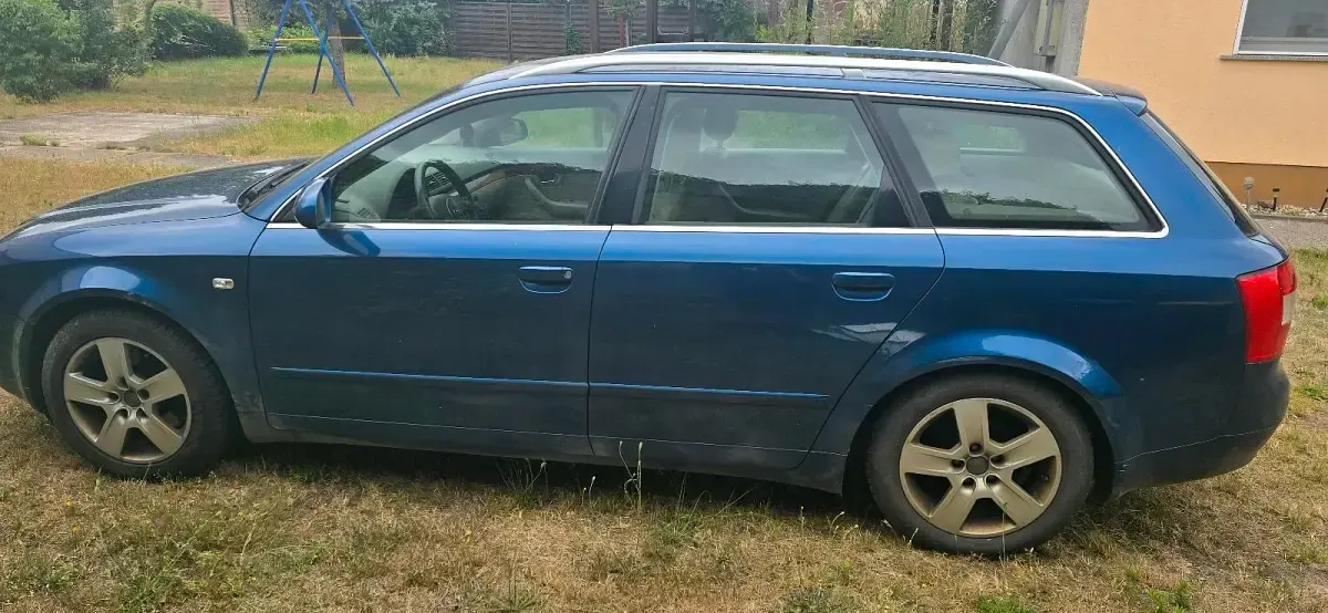 Gebraucht Audi A4 170 PS (125 kW) 2004 Blau Limousine